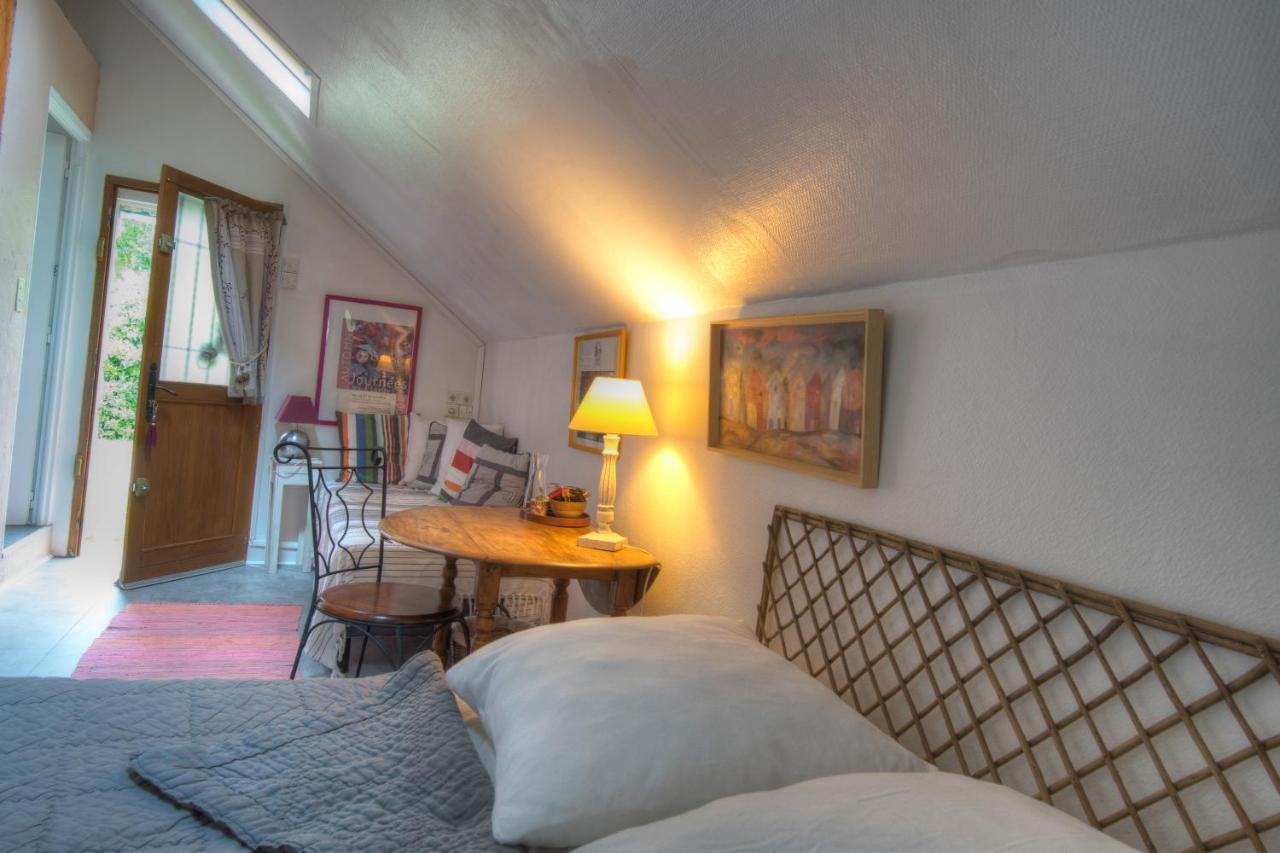 Maison Prairie Bonheur Bed and Breakfast Magny-les-Hameaux Esterno foto